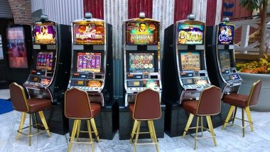 Payment methods comparison chart showing DANA OVO GoPay withdrawal times